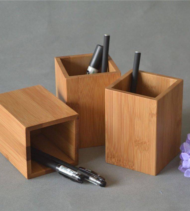 Porte-Stylo en Bois Naturel, Organisateur Bureau Écologique et Élégant.